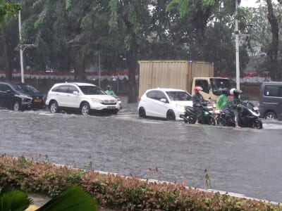 BMKG Ingatkan Waspadai Banjir Saat Peralihan Musim di Indonesia