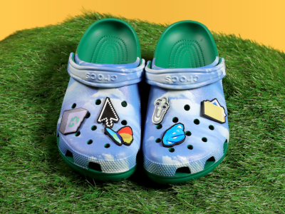 Microsoft Luncurkan Crocs Bertema Windows XP, Nostalgia Masa Lalu Jadi Tren