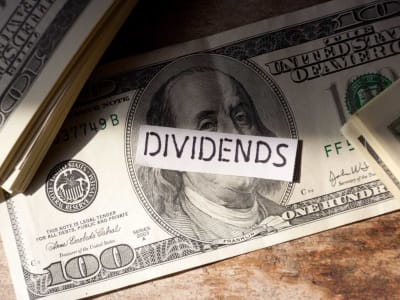 Strategi Pilih Saham Dividen Tinggi dengan Risiko Harga Rendah di Pasar Sulit