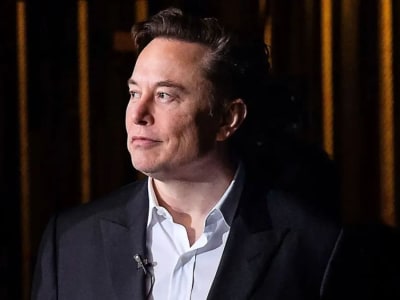 Elon Musk Jadi Orang Pertama dengan Kekayaan Lebih dari Setengah Triliun Dolar