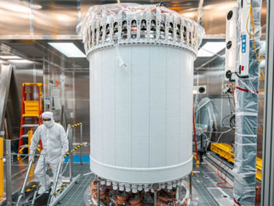 Terobosan Pengurangan Radioaktivitas Bawa Detektor Materi Gelap Lebih Sensitif