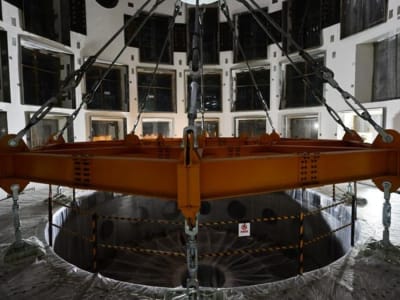 China Pasang Komponen Besar BEST untuk Reaktor Fusi Nuklir Generasi Baru