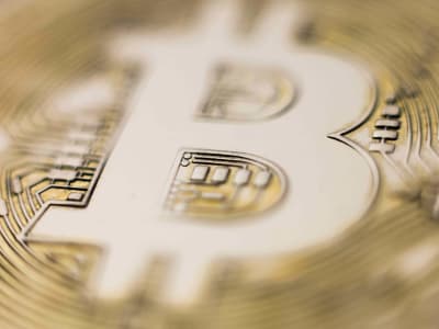 Panduan Pajak Baru Dorong Saham Perusahaan Kripto dan Bitcoin Melonjak