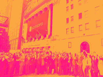 OpenAI Capai Valuasi Rp7.500 Triliun, Dorong Saham Teknologi Melonjak