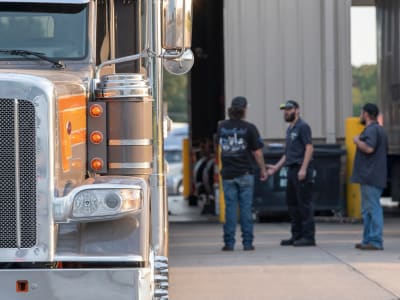 Werner Enterprises: Tarif Rendah dan Tarif Baru Ancaman Besar Industri Truk AS