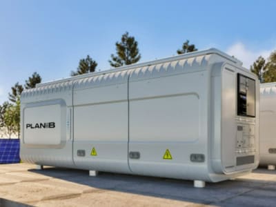 Inovasi Energi Swiss Gabungkan Baterai dan Hidrogen Stabilkan Listrik Eropa