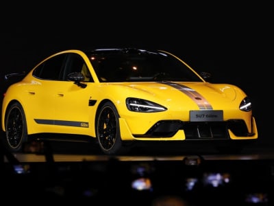 Xiaomi Hadirkan Layanan Kustomisasi Mobil Listrik untuk Konsumen Kelas Atas China