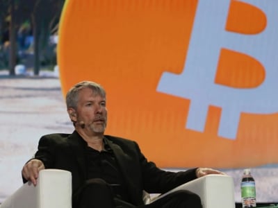 Strategy Hentikan Beli Bitcoin Pada Puncak Harga: Langkah Strategis atau Tanda Volatilitas?