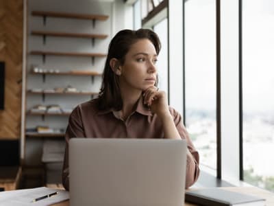 Optimisme Usaha Kecil AS Dalam Hadapi Pertumbuhan dan Adopsi AI di 2025