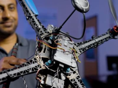 SHIELD: Sistem Canggih agar Drone Tetap Aman dari Serangan Siber