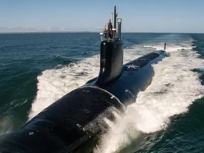 Kapal Selam Virginia Kelas Massachusetts Sukses Jalani Uji Laut Perdana