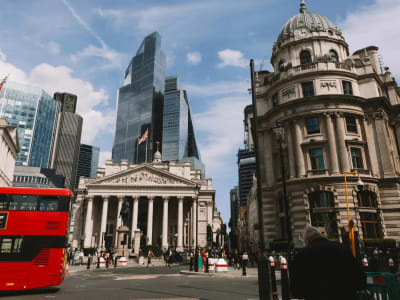 Bank of England dan Perdebatan Panas tentang Masa Depan Uang Digital di Inggris