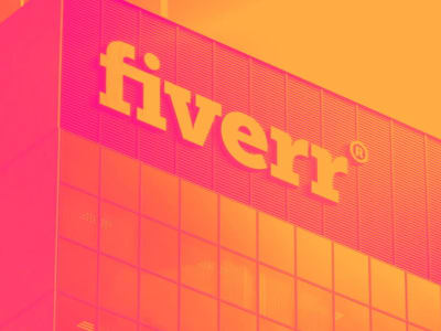 Apakah Sekarang Waktu Tepat Membeli Saham Fiverr Meski Pengguna Menurun?
