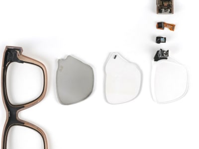 Teknologi Kaca Canggih Bikin Ray-Ban Display Mahal dan Sulit Diperbaiki