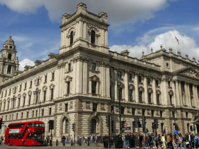 Hargreaves Lansdown Ingatkan Risiko Investasi Kripto Setelah Larangan Dicabut