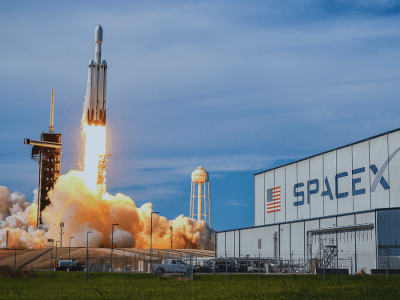 Mengapa Satelit Starlink Terbakar di Atmosfer dan Apa Dampaknya?