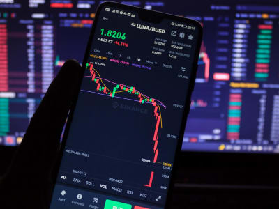 Kekacauan Pasar Kripto Setelah Ancaman Tarif AS, DeFi Kembali Menjadi Penyelamat