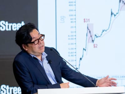 Tarif Trump Picu Jatuhnya Pasar Saham, Namun Pasar Diprediksi Segera Pulih