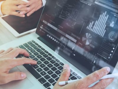 Analisis Valuasi Rezolve AI: Potensi Untung dan Risiko Volatilitas Tinggi