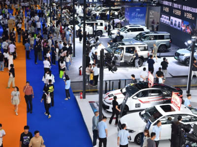 Penjualan Kendaraan Listrik di Tiongkok Mencapai Rekor Baru karena Subsidi Berakhir