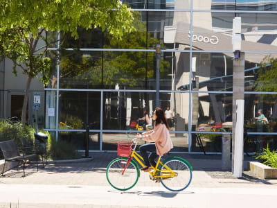 Alphabet Lebih dari Google Search: Masa Depan Cerah dengan Diversifikasi Pendapatan