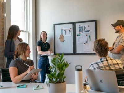 Mengapa IBM Jadi Pilihan Tenang untuk Investasi AI dan Kuantum Saat Ini