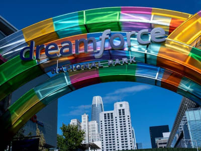 Masa Depan AI di Perusahaan Dibahas di Tengah Kekhawatiran Gelembung Pasar