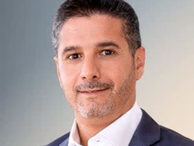 Mengoptimalkan AI dalam Perbankan: Dari Efisiensi ke Sumber Pendapatan Baru