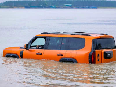 Jetour G700: SUV Amfibi Chery Menaklukkan Sungai Terbesar di China