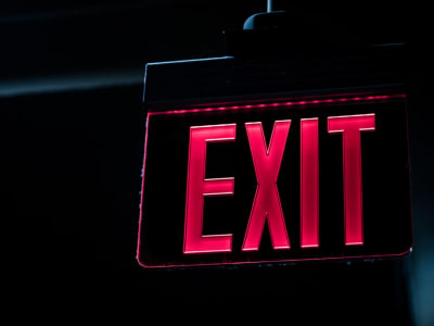 QMMM Hilang Usai Saham Melonjak 1.700%, SEC Tuduh Manipulasi