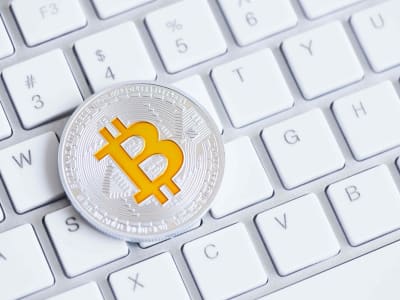 Bitcoin Turun Menjelang 100.000 Dolar, Namun Pakar Tetap Optimis