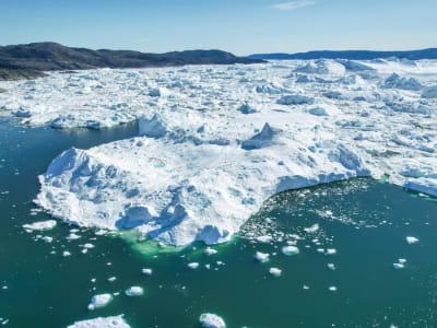 Greenland Bergerak dan Berubah Bentuk Akibat Pencairan Es yang Mempercepat