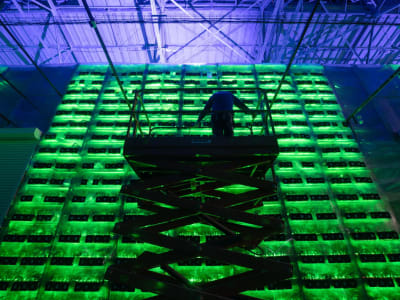 Penambang Bitcoin Jadi Pemenang Utama dengan Transformasi ke AI dan HPC