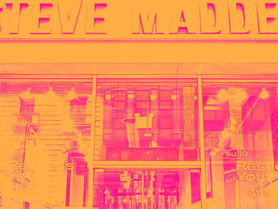 Memilih Saham Menguntungkan: Tumbuh atau Tergerus Persaingan Pasar?