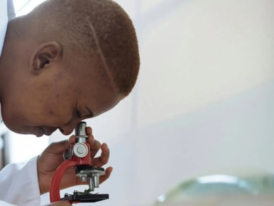 Aster Kembali ke DeFiLlama Meski Dugaan Wash-Trading Belum Tuntas