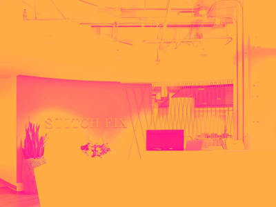 Analisis Hasil Keuangan Q2 Saham Apparel: Peluang dan Tantangan Investasi