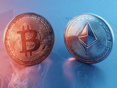 BlackRock Borong Bitcoin dan Ethereum, Grayscale Justru Jualan: Apa Artinya?