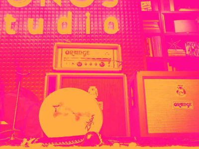 Memilih Saham Perusahaan Merugi: Siapa yang Bisa Bertahan dan Berkembang?