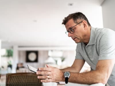 Chris Larsen Jual XRP Rp 1,8 Triliun untuk Modalkan Investasi Besar XRP