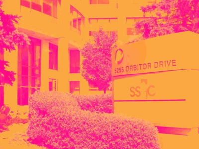 SS&C Tembus Target Kuartal 3 dengan Pertumbuhan Berkat AI dan Akuisisi