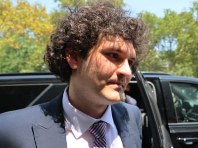 Dinamika Hebat di Dunia Kripto: Dari Rekor Bitcoin Hingga Grasi Presiden Trump