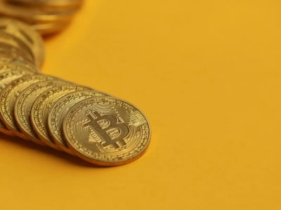 Prediksi Bitcoin Capai 2 Juta Dolar: Optimisme Tinggi vs Skeptisisme Analis