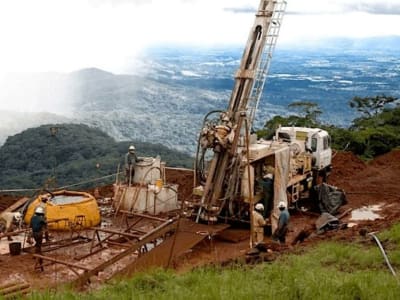 Penemuan Deposit Mineral Besar Dorong Investasi Besar China di Afrika Barat