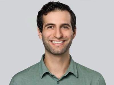 Alex Farman-Farmaian Pimpin Compound Planning untuk Pertumbuhan dan Inovasi Teknologi