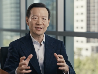 Cara BlackRock Menggunakan AI dan Data Alternatif untuk Investasi Sistematis Alfa Konsisten