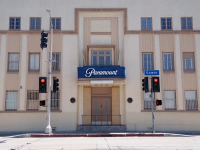 Paramount Rencanakan Merger dengan Warner Bros, Hadapi Tantangan Regulasi dan Protes
