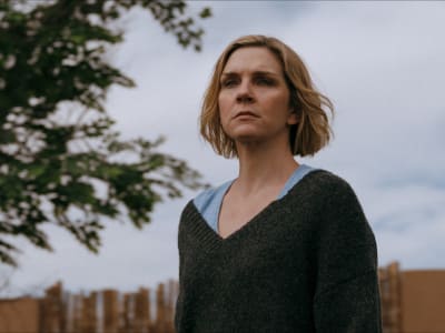 Vince Gilligan Kembali ke Sci-Fi dengan Serial Baru Pluribus di Apple TV