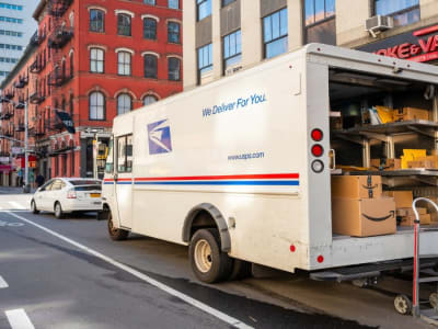 Amazon dan USPS Kolaborasi Inovatif Permudah Pengembalian Barang Online