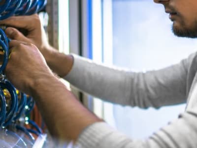 Apakah Saham DXC Technology Sudah Terlalu Murah? Analisis Lengkap dan Prospeknya