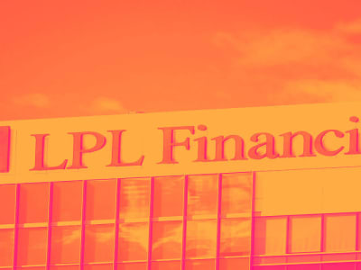 LPL Financial Siap Tunjukkan Pertumbuhan Pendapatan Kuartalan yang Kuat